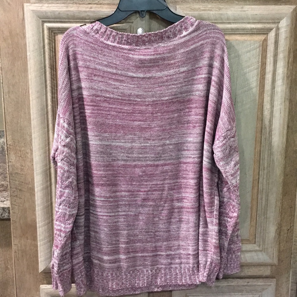 New Women’s Size Large Lighter Fall/Winter Sweater